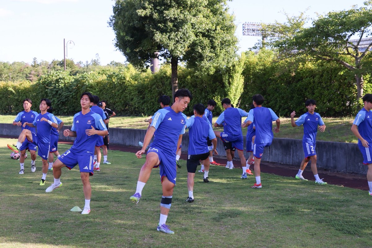 yfm_academy's tweet image. ＼\　勝てばベスト4🔥　/／

🇫🇷⚽️試合情報⚽️🇫🇷
#横浜F・マリノスユース
🏆49回 日本クラブユースサッカー選手権
（U-18）大会　準々決勝
🆚名古屋グランパスU-18
🗓️7/26(土) 18:00 K.O.
🏟️福山通運ローズスタジアム
📺youtube.com/watch?v=CsS_bj…

勝って横浜へ⚓️
応援よろしくお願いします🙏

#fmarinos