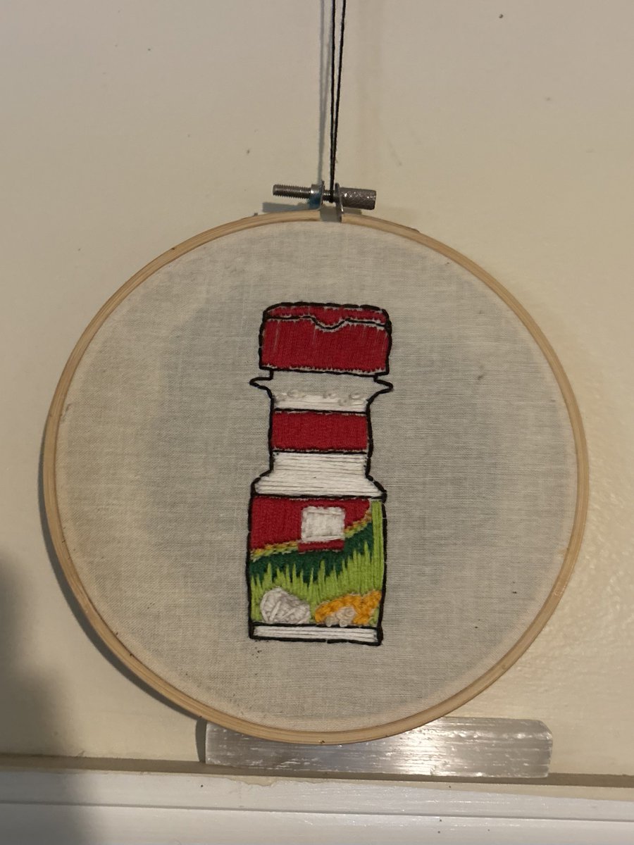 Milk_T0ast's tweet image. One time I embroidered a garlic salt shaker for my fiancé
It was like my second or third project
I haven’t done it in so long