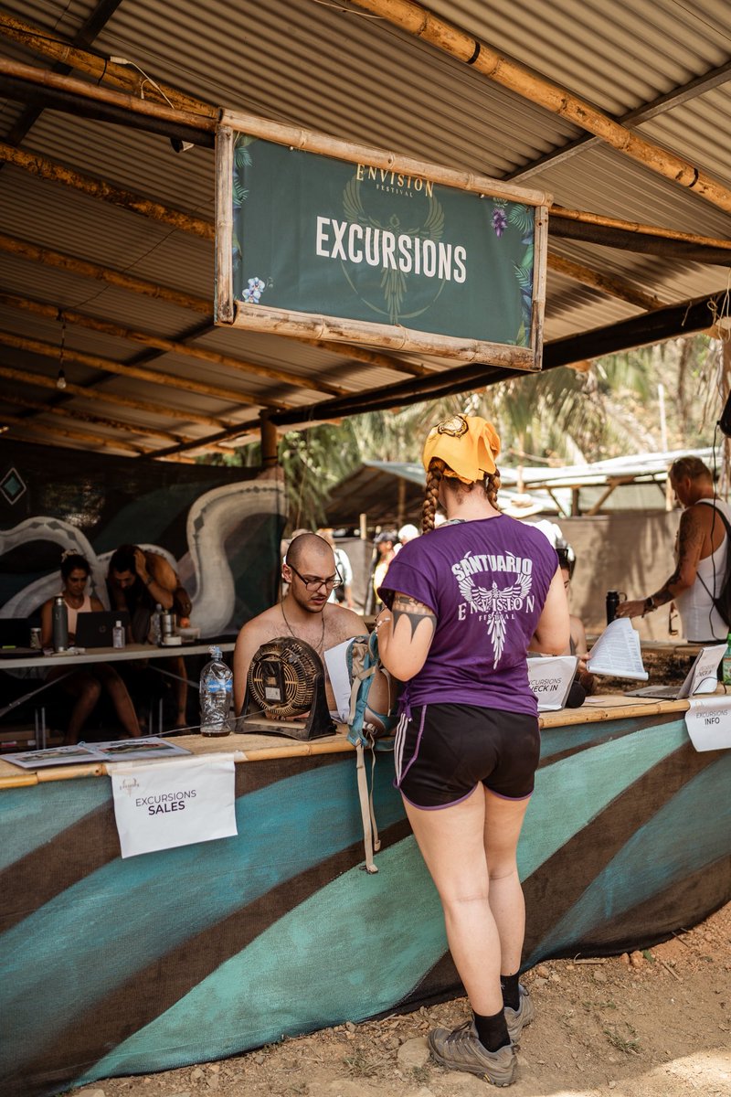 envision_fest's tweet photo. Life unfolds in the music, in the moments, in shared stories, and experiences.

Our curated excursions offer more than adventure, they offer connection. Come explore all Costa Rica has to offer, one moment at a time. https://t.co/9NRFWnrvR4