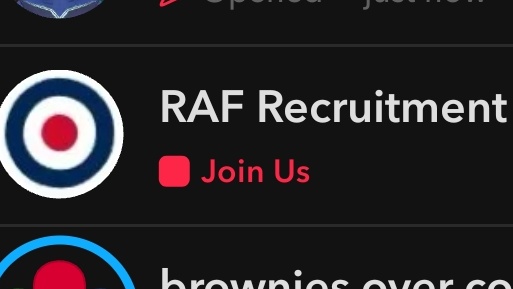 __BRRE__'s tweet image. I AM NOT JOINING, STOP SENDING ME SNAPS