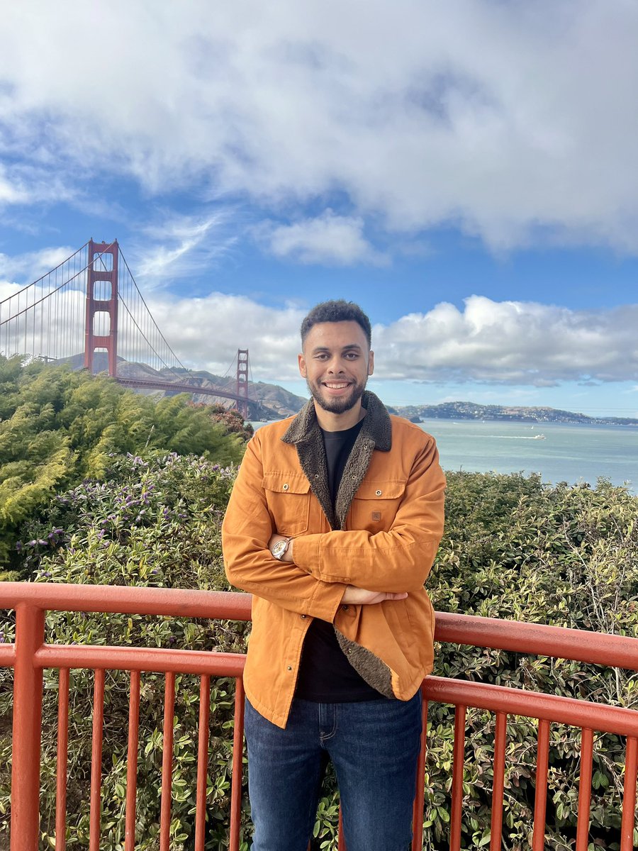 mohamedmustfaaa's tweet image. I recently moved to the Bay Area with ambition, curiosity, and a dream — chasing it in Silicon Valley!