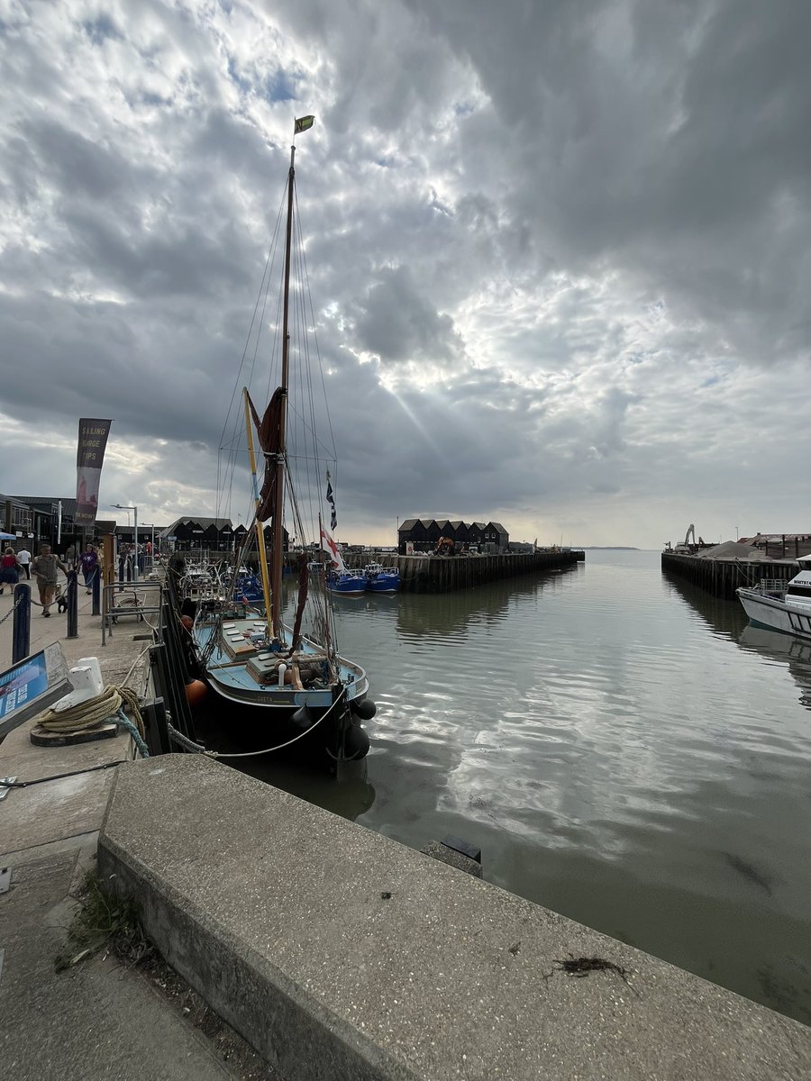 Iain_MacGregor1's tweet image. Whistable nice and quiet for a Friday ...