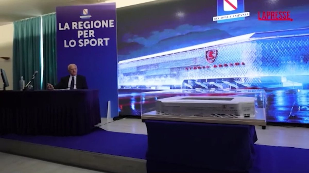 LaPresse_news's tweet image. Salerno, De Luca presenta i lavori del nuovo stadio Arechi: "Sarà l'impianto più moderno d'Italia"
L'impianto avrà una capienza di 30mila posti: dovrebbe essere pronto tra massimo due anni
lapresse.it/video/2025/07/…