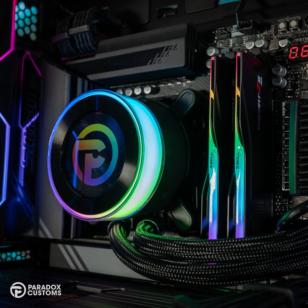 Brparadox's tweet image. The Lian Li Hydroshift II looks too clean in the O11 Vision 🔥🔥
