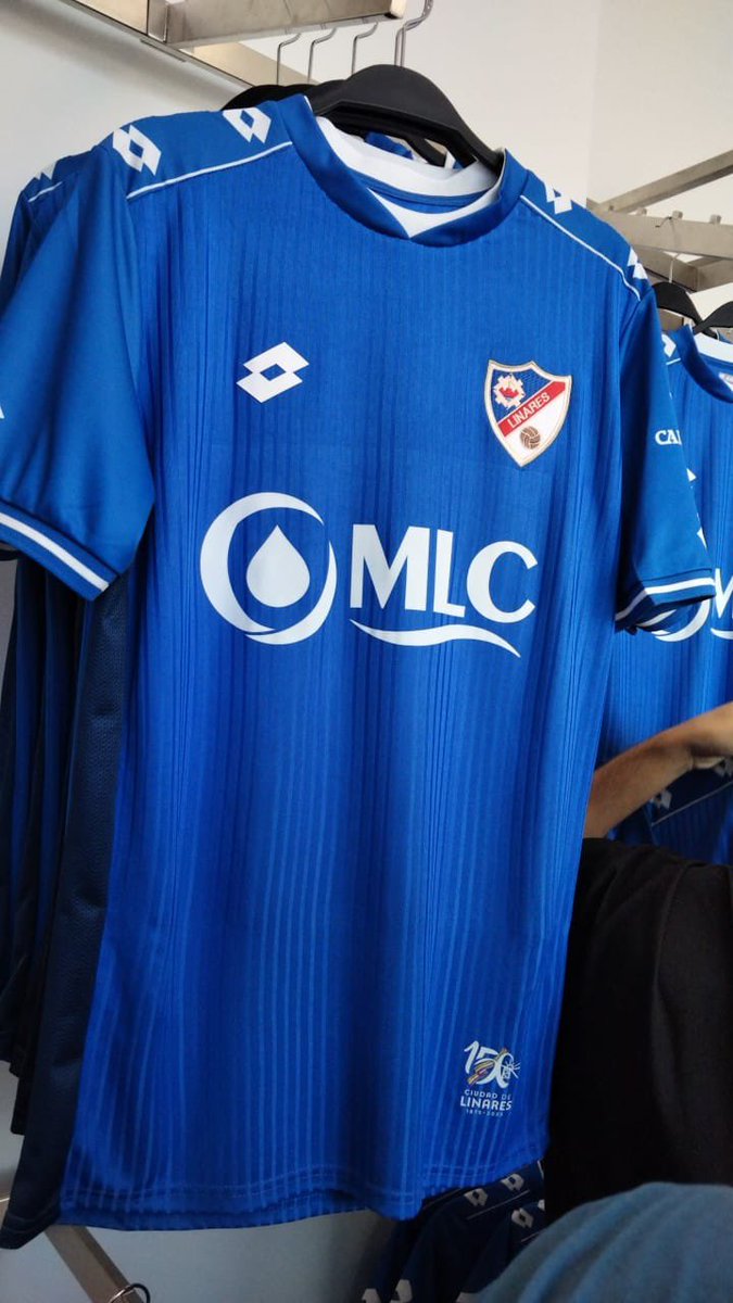 Es preciooooooosa. 😍

🛍️ Corredera de San Marcos, 46 o tienda.linaresdeportivo.es

#EsLoQueEres 💙