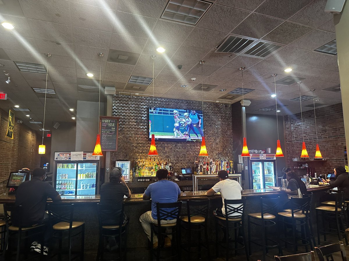 Griffs Restaurant and Bar has joined the <a href="/Shift4/">Shift4</a> team!  Just finished installing <a href="/SkyTabPOS/">SkyTab</a> at their location just off High St. in Portsmouth, and their other location is changing soon!  Come on by and enjoy some Billiards and a meal! 
#TeamFOUR #SkyTab