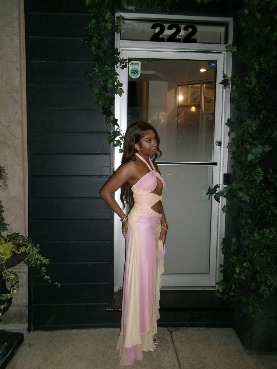 Tavia ☆ tweet media