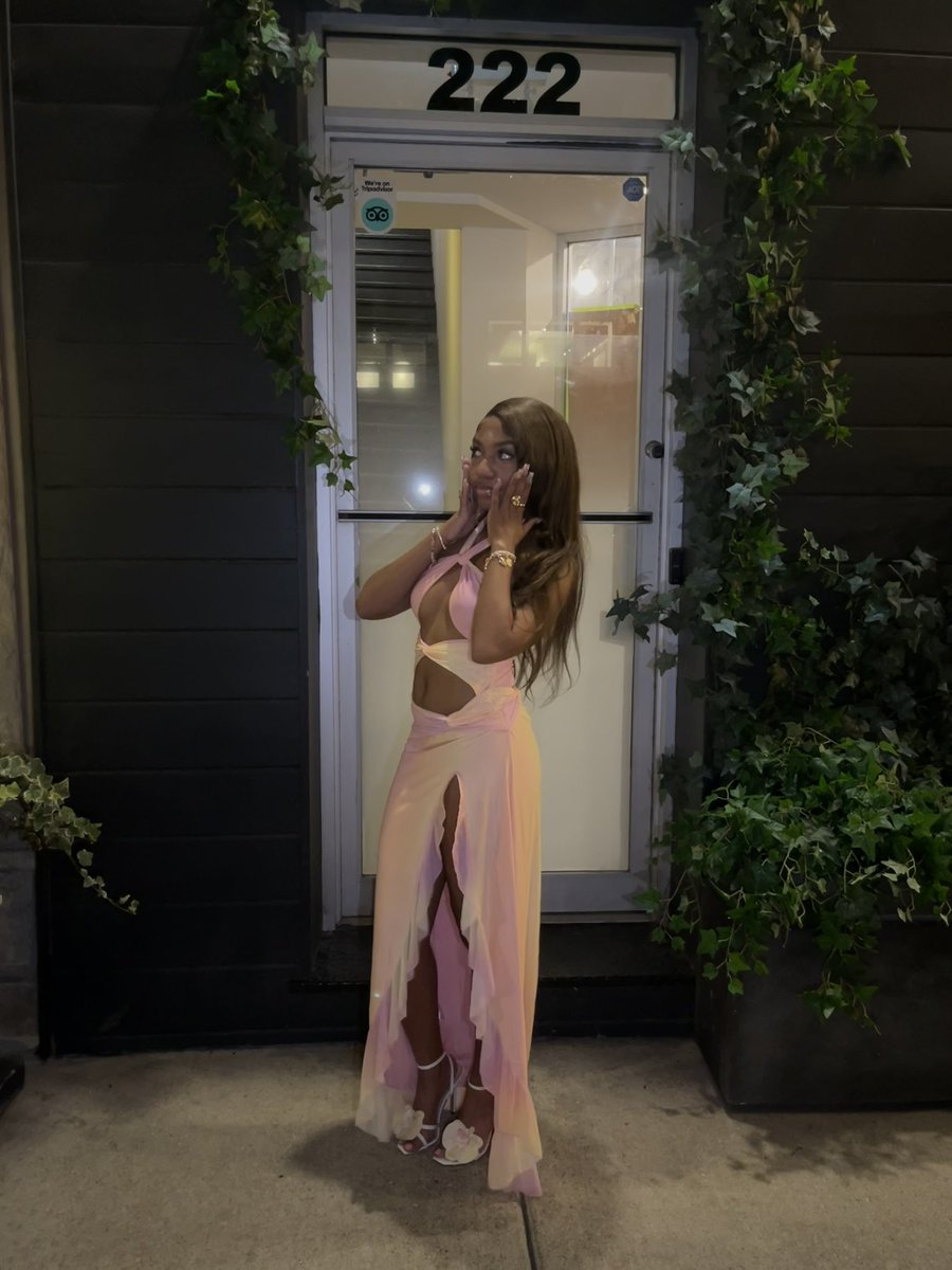 Tavia ☆ tweet media