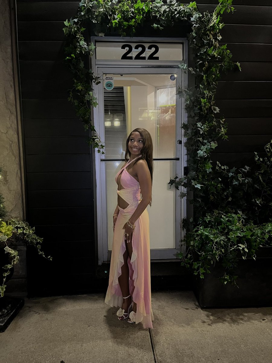 Tavia ☆ tweet media