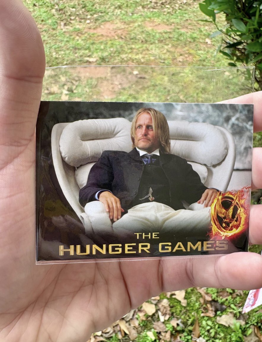 GunnellsB's tweet image. The Hunger Games Trading Cards 🃏
Etsy Shop: mysticalsunriseshop.etsy.com