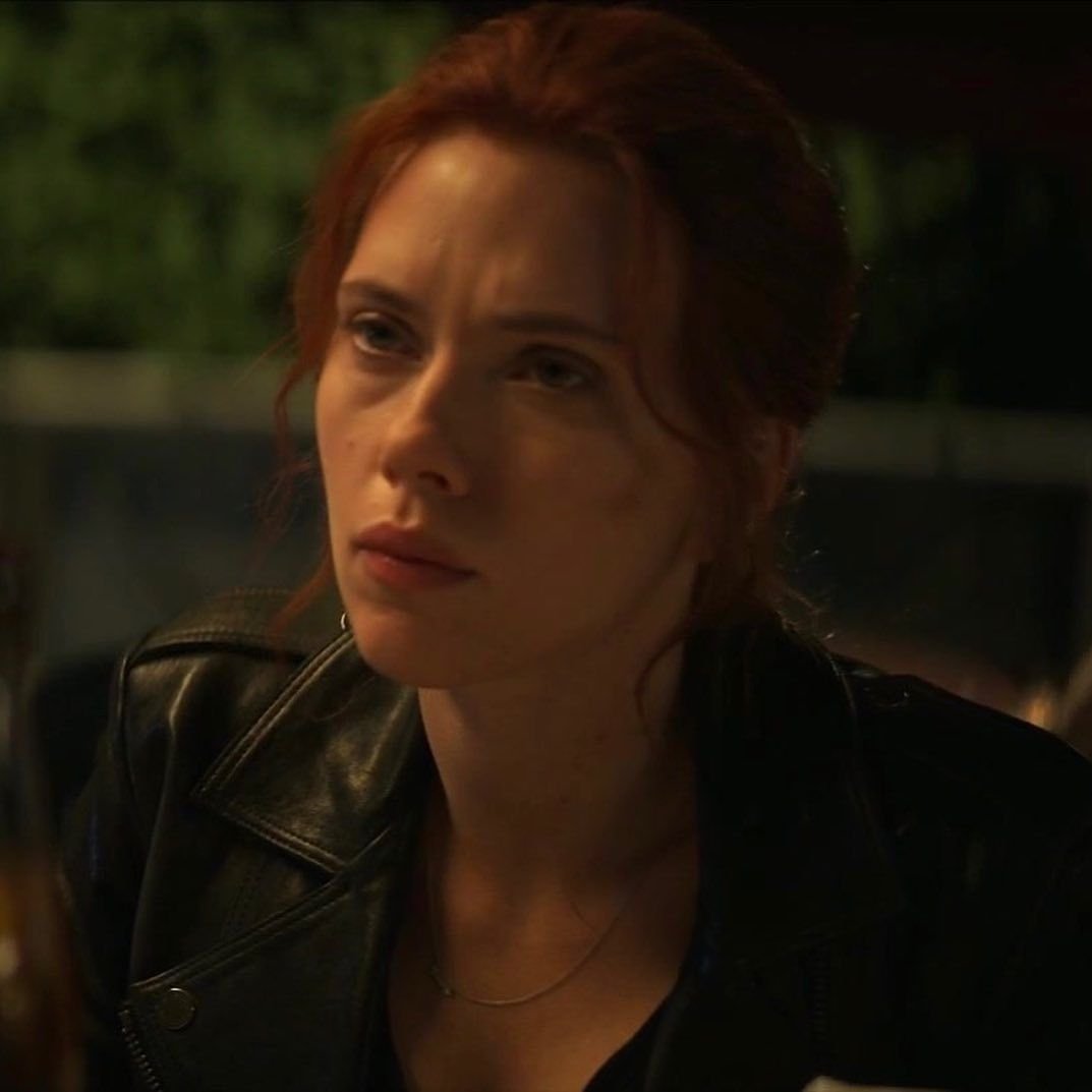 natromilf's tweet image. if she looked at me like this id confess everything including crimes i didn’t commit