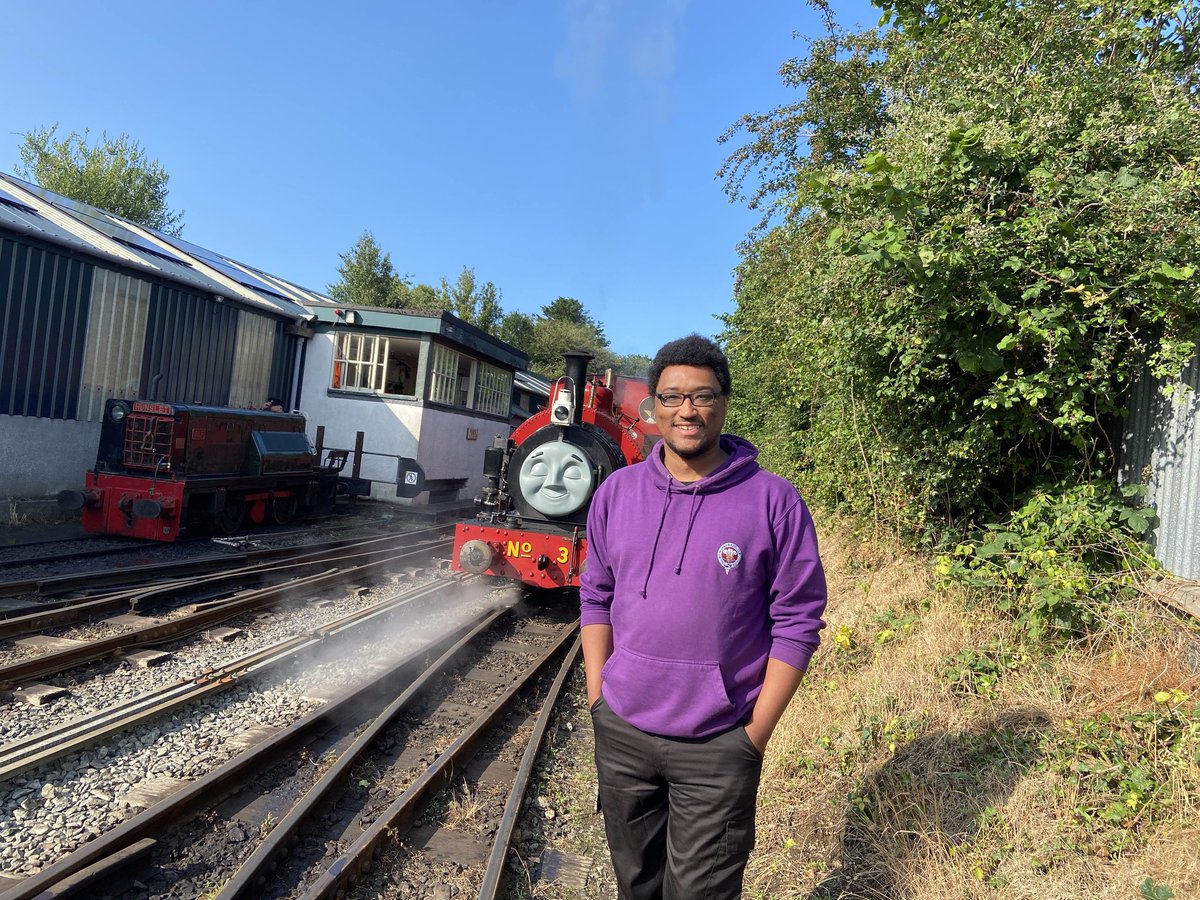 Dan (@daniellongeap) on Twitter photo I've made a few videos this year, but this is the one I'm proudest of. Where else would I get to direct a real steam engine?!
So many talented people involved in making this, but the star is really the Rev. W. Awdry who manages to bring "Sir Handel" to life anew
๐ธ <a href="/10LEIGH10/">Neil Leighton (10LEIGH10)</a> I've made a few videos this year, but this is the one I'm proudest of. Where else would I get to direct a real steam engine?!
So many talented people involved in making this, but the star is really the Rev. W. Awdry who manages to bring "Sir Handel" to life anew
๐ธ <a href="/10LEIGH10/">Neil Leighton (10LEIGH10)</a>