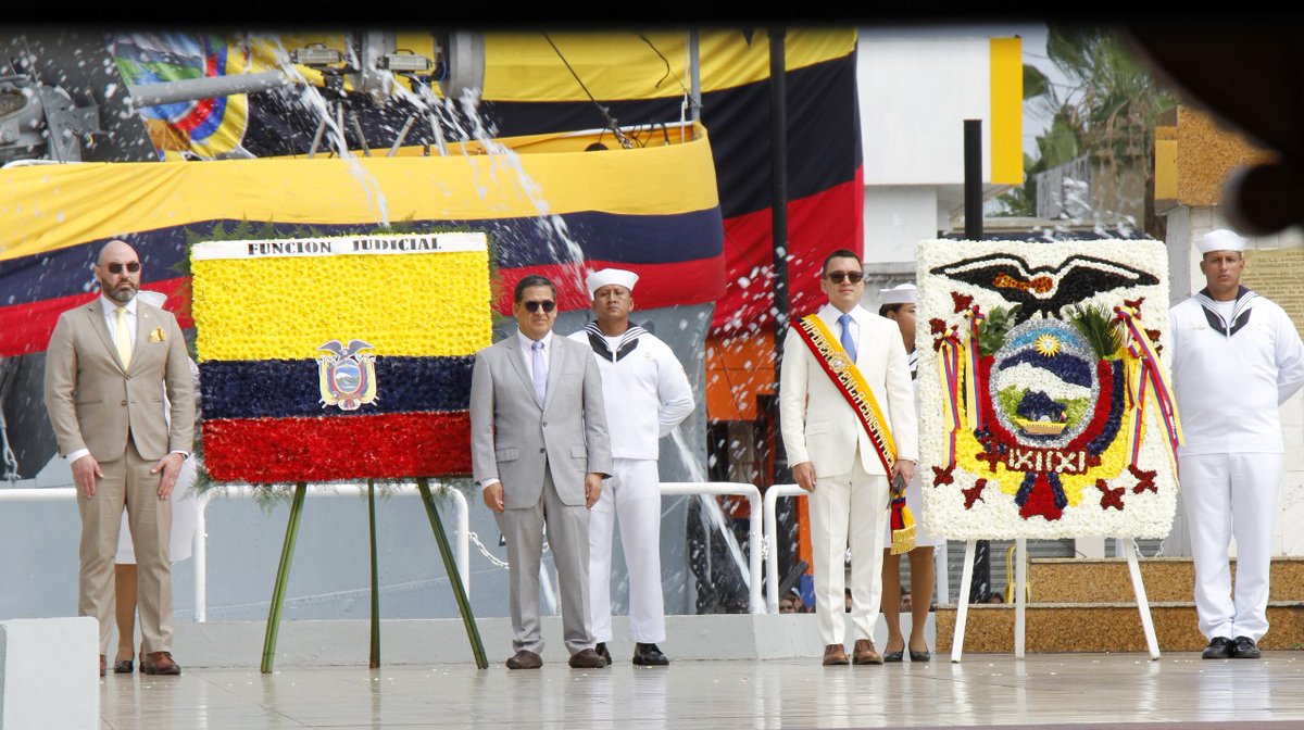 Consejo de la Judicatura (@cjudicaturaec) on Twitter photo 🔴 | #ActoProtocolar
En el Complejo Cívico Naval Jambelí, en la ciudad de #Guayaquil, el presidente del <a href="/CJudicaturaEc/">Consejo de la Judicatura</a>, <a href="/MarioGodoyEc/">Mario Godoy</a>, participó en la colocación de ofrendas florales con motivo del octogésimo cuarto aniversario del Combate Naval de Jambelí.
Al evento también 🔴 | #ActoProtocolar
En el Complejo Cívico Naval Jambelí, en la ciudad de #Guayaquil, el presidente del <a href="/CJudicaturaEc/">Consejo de la Judicatura</a>, <a href="/MarioGodoyEc/">Mario Godoy</a>, participó en la colocación de ofrendas florales con motivo del octogésimo cuarto aniversario del Combate Naval de Jambelí.
Al evento también