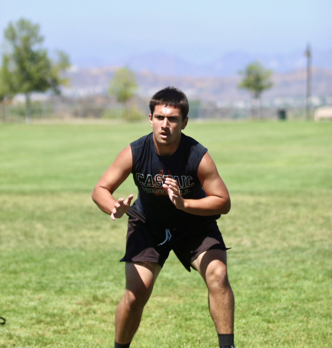 lucasduryea's tweet image. 0 days off. 😤 
#GrindNeverStops #2WayPlayer @SShakir42 @CoachIvie @AllDownHill51 @mykebogan @BrandonHuffman @latsondheimer @247Sports @PrepRedzoneCA @latsondheimer @haleymsawyer @Kaden_Beavers @CoachJFisc @GrantCaserta @Coach_Bussard @coachgeenty @CoachK_UChicago @Coach_Karlson