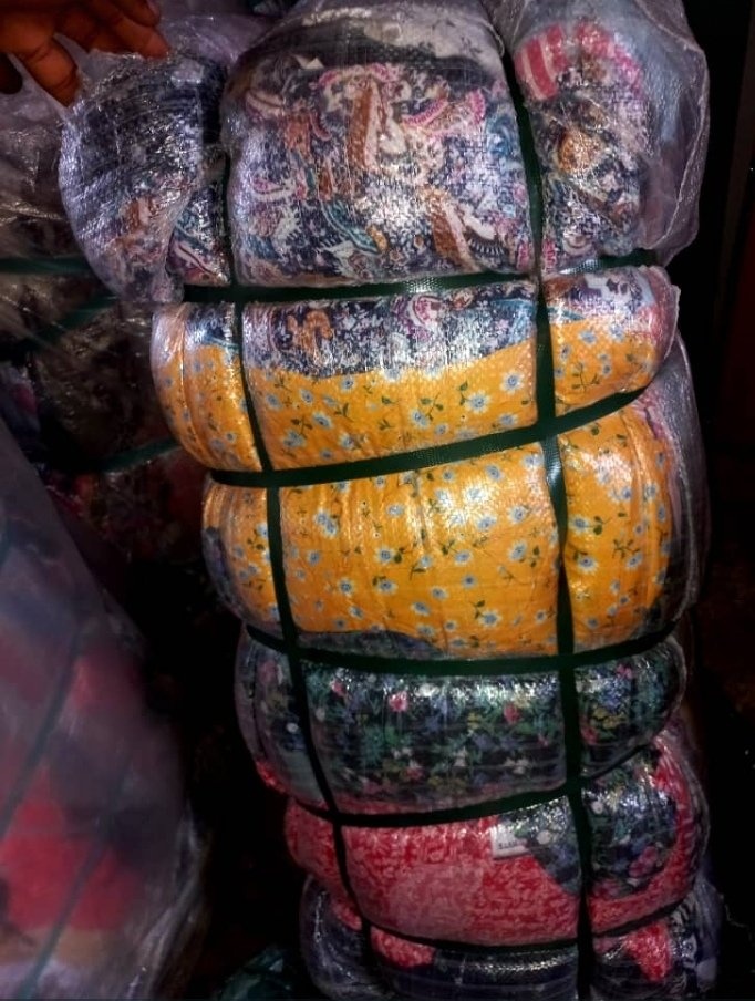 switbeckssexy's tweet image. Where are my vintage shirts lovers?
Vintage shirts bales don land, rush am o cos e no many o💃