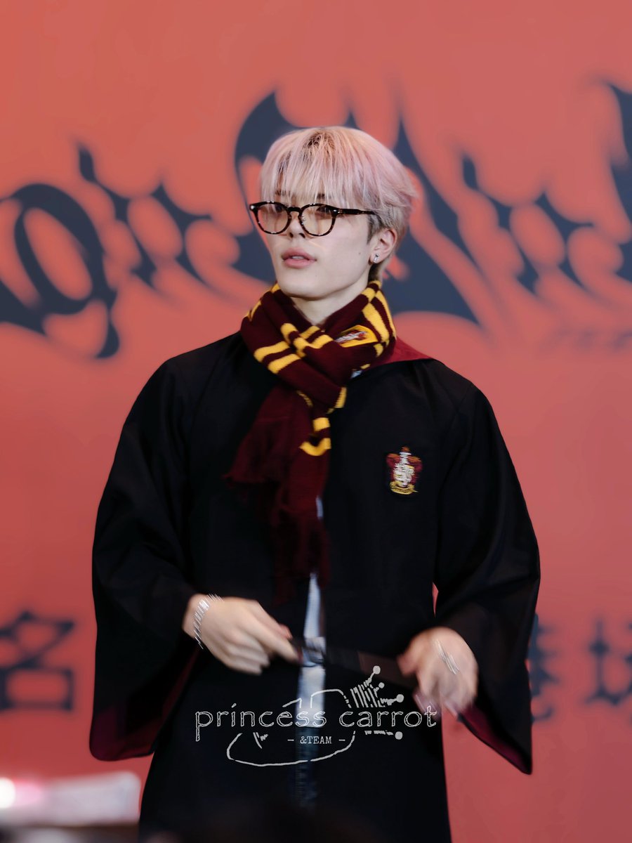 carrotatnight's tweet image. 250725 HONGKONG FANSIGN

#andTEAM #앤팀 
#MAKI #마키 #マキ
