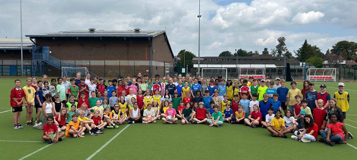 Year 6 ➡️ 7 Summer camp. Today was house day. All students took part in Art, Drama, Cricket, Basketball, Football, Netball and Softball competitions.

It was great to see so many students representing their houses with pride and engaging in the house spirit.