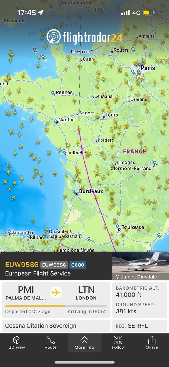 Dobbo0107's tweet image. Viktor Gyökeres on his way to London to officially sign for The Arsenal 🔥