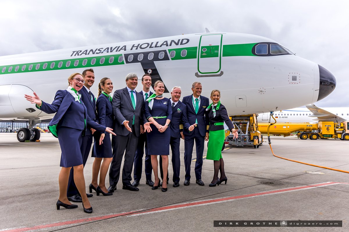 digro65's tweet image. To mark @transavia 's 60th anniversary, the retro A321neo PH-YHD was delivered today from @Airbus Hamburg to Amsterdam.
The retro Airbus pays tribute to Transavia’s early years. In June 1966, founder John Block asked designer Thijs Postma to create a distinctive livery for the…