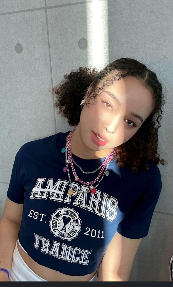 Judyy972's tweet photo. Happy Birthday Savanna!!(VCHA)
#HappyBirthday #Savanna #VCHA #VLIGHT https://t.co/giECzUiHrj