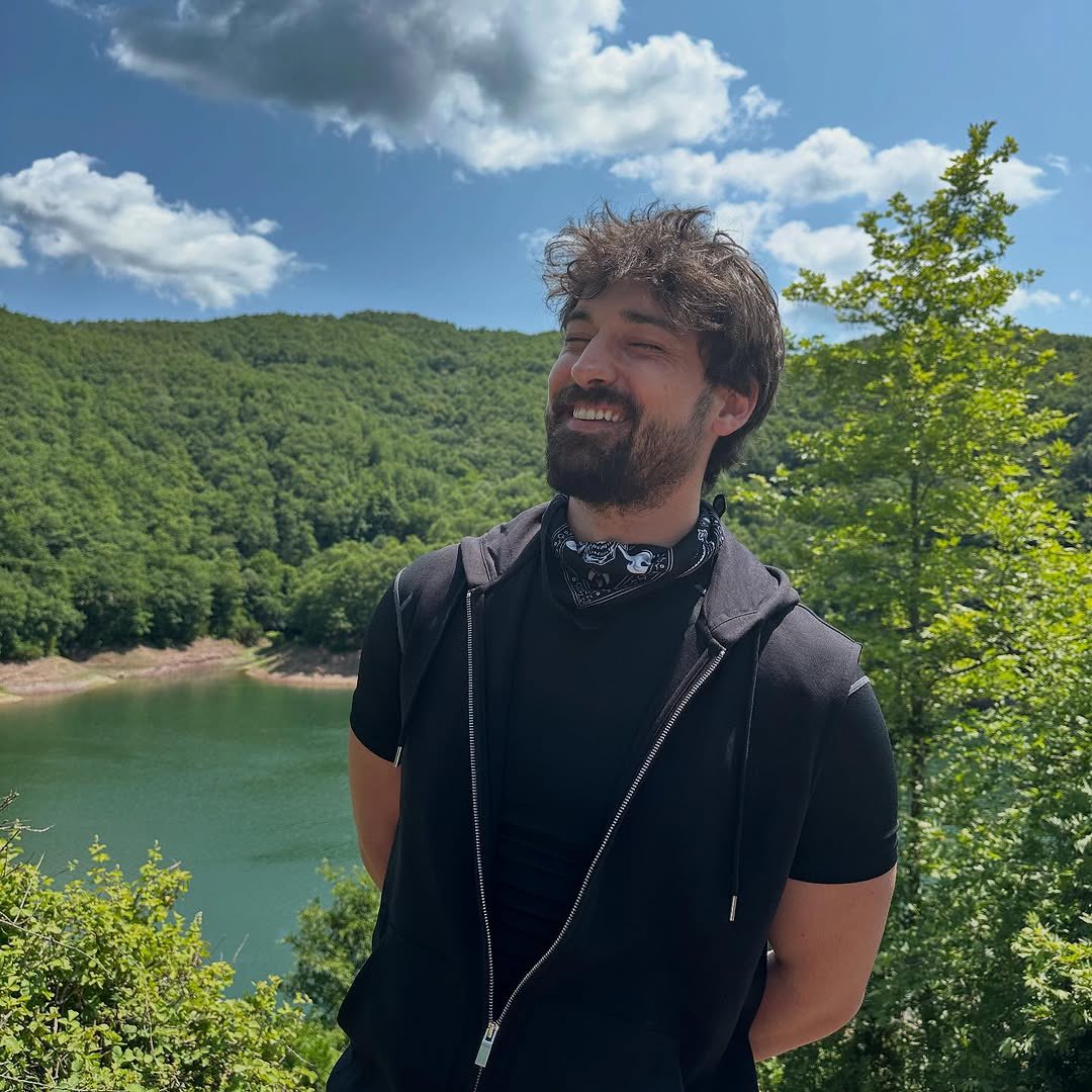 Adba Analytics günlük listesinde dün X’te en çok konuşulan konularda Alp Navruz 21 bin+ mesajla 7. sırada yer aldı. ✨

#AlpNavruz • <a href="/AlpNavruz/">Alp Navruz</a>