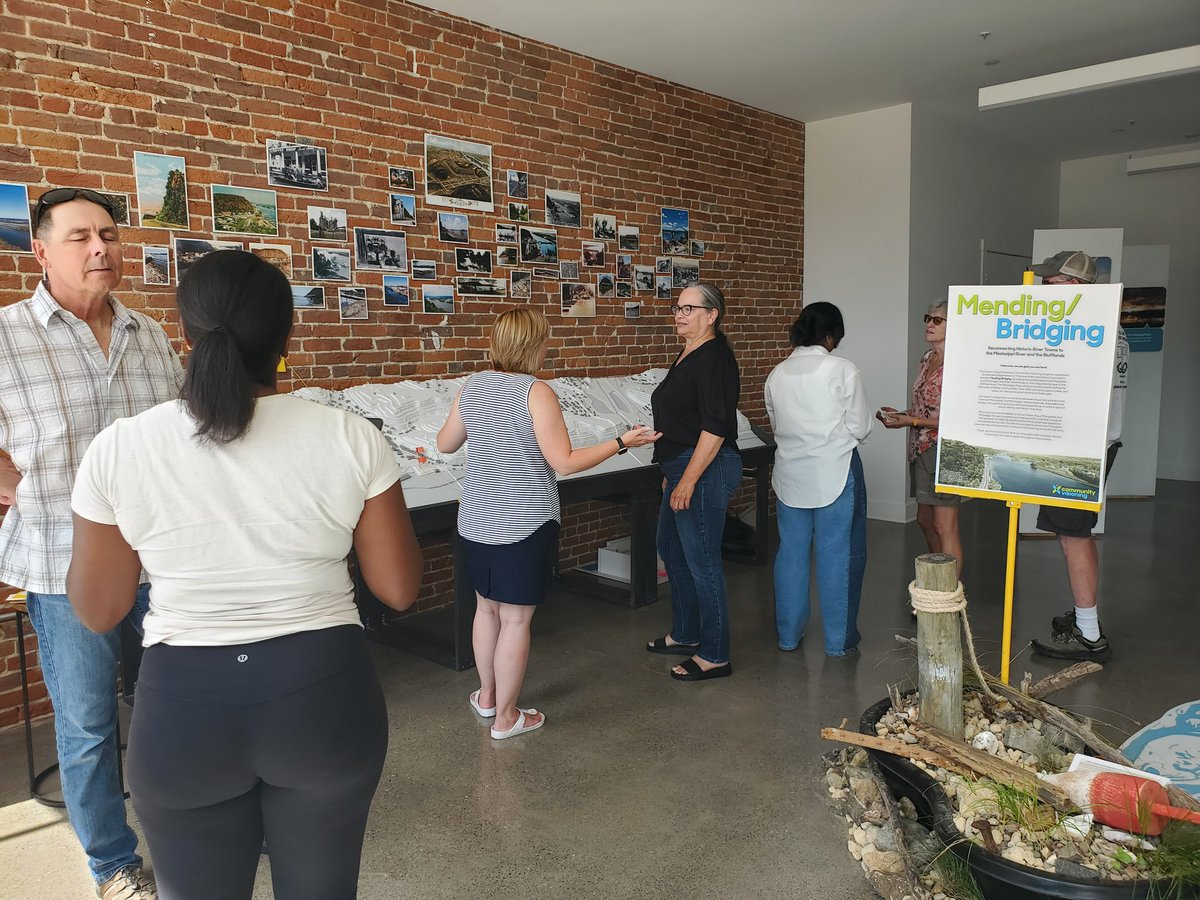 CommunityVisio2's tweet image. Residents in McGregor amd Marquette visiting the Mending Bridges exhibit, which is part of Reconnecting Historic River Towns to the Mississippi River and the Blufflands. @IowaDOT @ExtensionCED