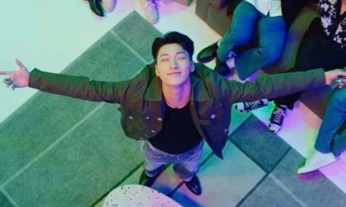 jonghoappleseed's tweet image. how life feels like when you lowkey don’t gaf and remember you have free will
