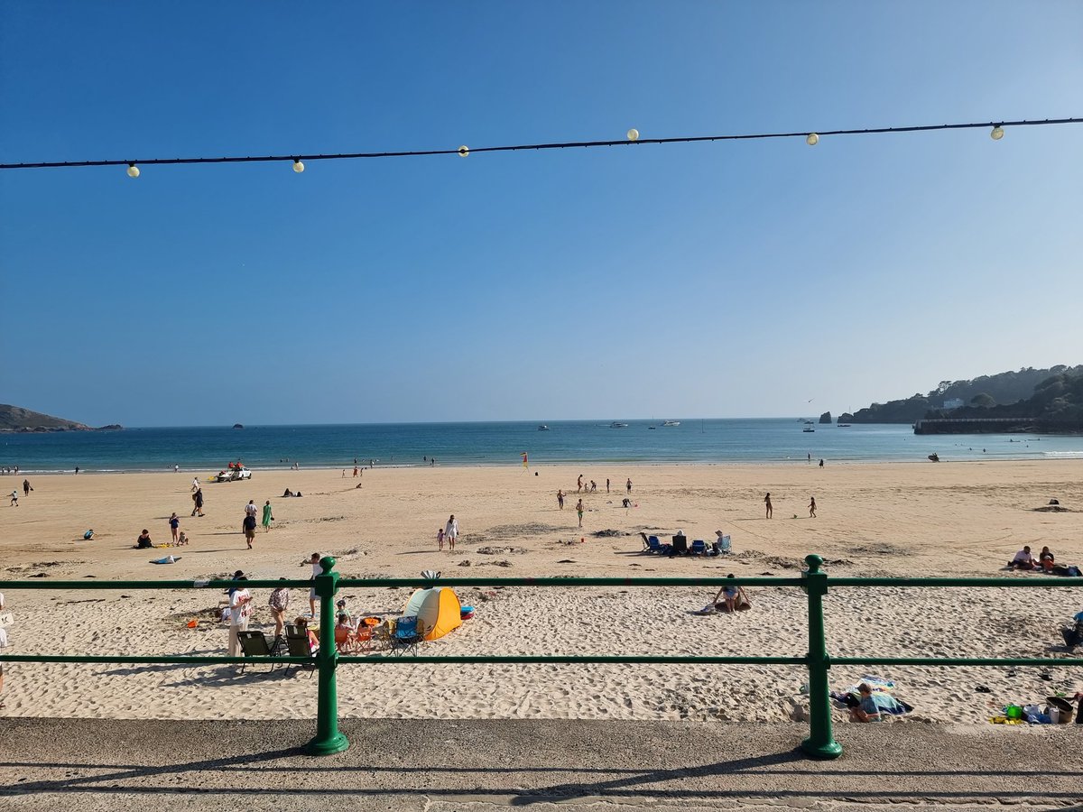 St Brelade's Community Police Officer tweet media