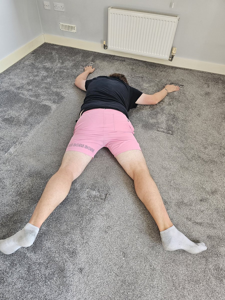 GoAgainGamingAz's tweet image. Finally bought a property. No more fucking landlords.
Here's a great angle.