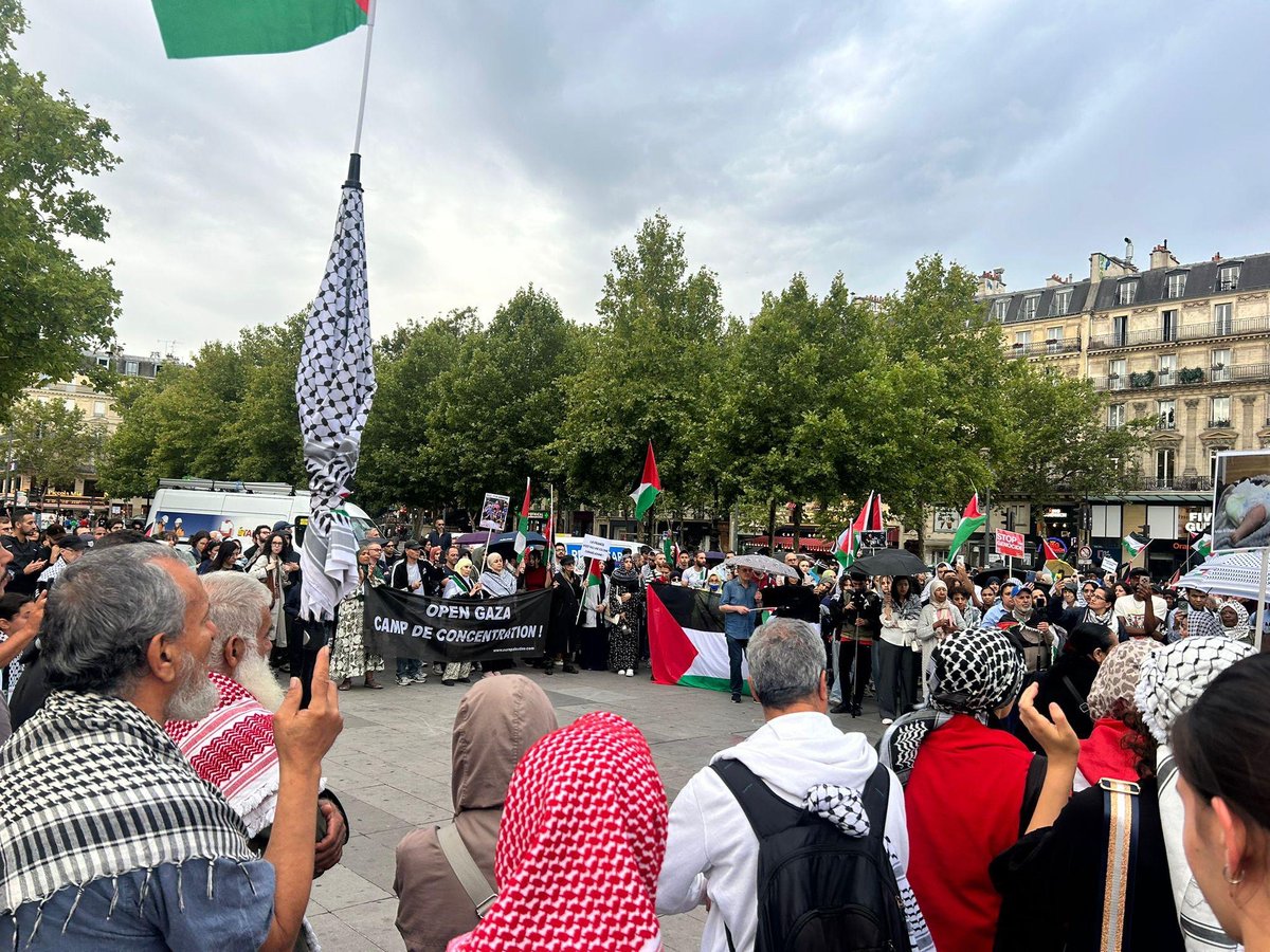 CoordinationCLS's tweet image. Le Génocide continue ! La famine continue ! La complicité occidentale continue ! Mais notre mobilisation continue aussi !
Mercredi 23 et jeudi 24 juillet, nous avons continué à nous mobiliser et nous continuerons !
#freepalesti̇ne #freegaza #gazastarving #opengazabordersnow