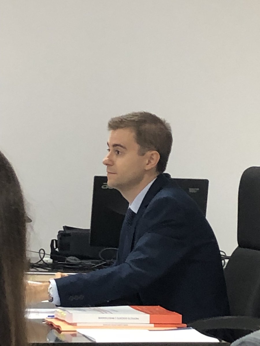 NuriaRecheTello's tweet image. Hoy, con gran alegría, celebramos el acceso a la plaza de profesor Titular de Derecho constitucional en la @UA_Universidad del Dr. Adrián García Ortiz.
Felicidades querido Adrián, tan joven, tan sabio y tan buena persona 🎊🎉 🥹