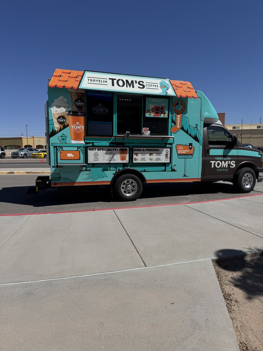 Deb Ramirez 🦈 (@coachramirez23) on Twitter photo Ending the first week of school with a sweet treat! Thank you to my CTW family for always being so generous ❤️🐾 <a href="/DGarcia_CTW/">Daisy Garcia</a> Ending the first week of school with a sweet treat! Thank you to my CTW family for always being so generous ❤️🐾 <a href="/DGarcia_CTW/">Daisy Garcia</a>