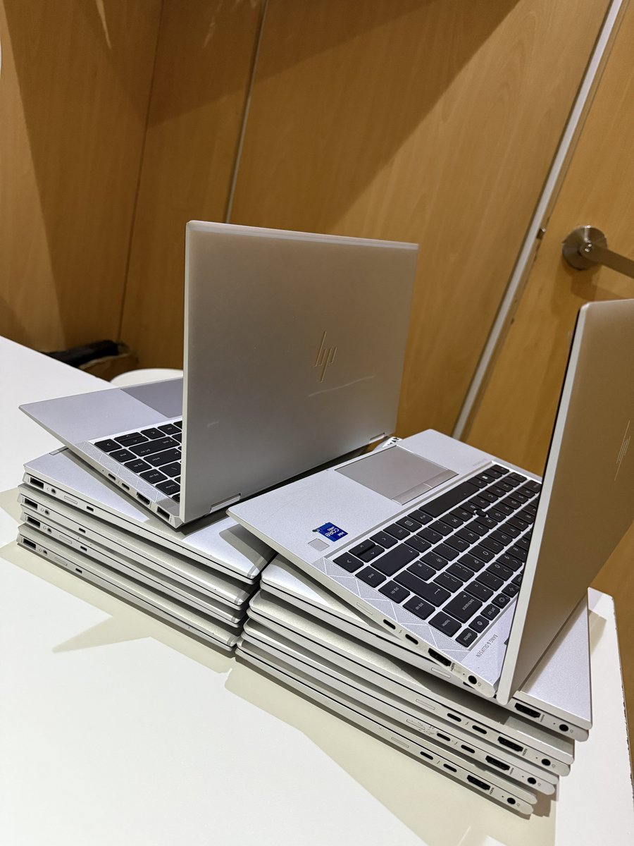 dabz_global's tweet image. New stock‼️ foreign premium used hp laptops available! Comes with original charger and laptop sleeve/bag‼️
Hp 1040 g7 x360 || 10th gen || 13 inches || 10th gen|| core i7 || 16gb ram || 512gb ssd || finger print || Face ID || gem cut || Touchscreen
Price: N570,000
Hp 840 g8 ||…
