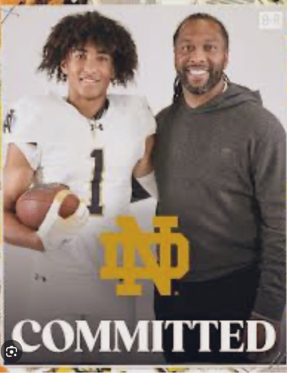 KevinMcCabe987's tweet image. Wake up the Echoes! @FootballBrophy WR @devinfitz118 who recently committed @NDFootball joins the Dean tomorrow as I make my return to the air, the Kevin McCabe Show @AZSports 98.7 9-11. #itsNotAboutHisDad