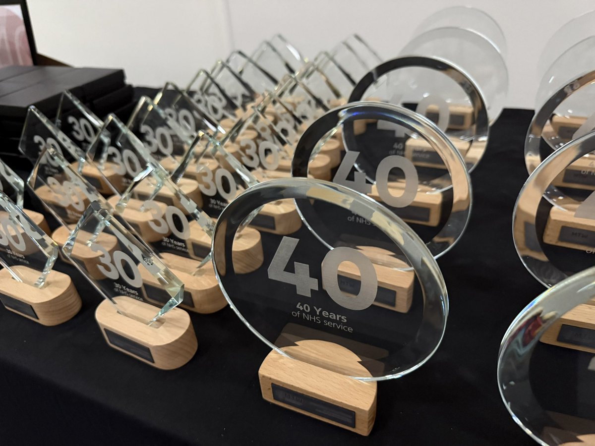 John Weeks (@jwresus) on Twitter photo Really good to be able to see so many staff getting their <a href="/MTWnhs/">Maidstone and Tunbridge Wells NHS Trust</a> long service awards today. Really good to be able to see so many staff getting their <a href="/MTWnhs/">Maidstone and Tunbridge Wells NHS Trust</a> long service awards today.