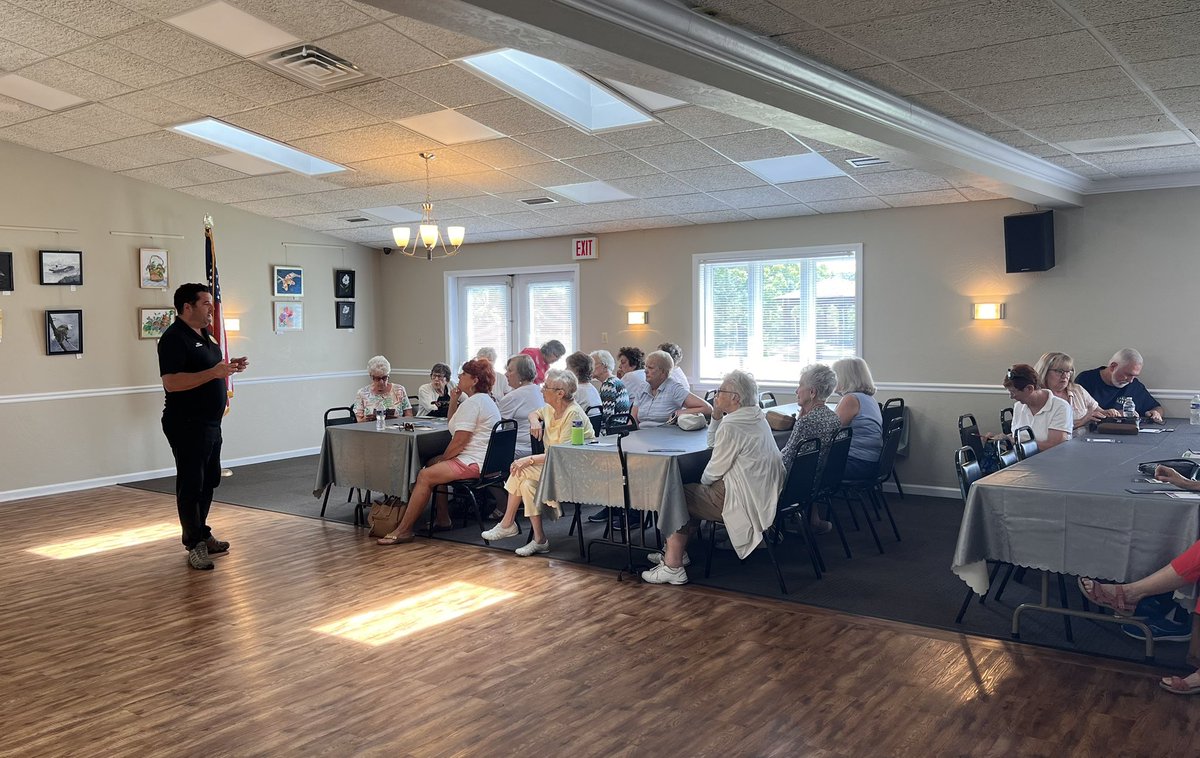 SenRobinsonPA's tweet image. Thank you to Caitlin from the Better Business Bureau for joining us at Cloverleaf Estates to speak to residents about identity theft prevention measures. The BBB provides resources to find accredited businesses, report fraud, and to stay protected against scams.