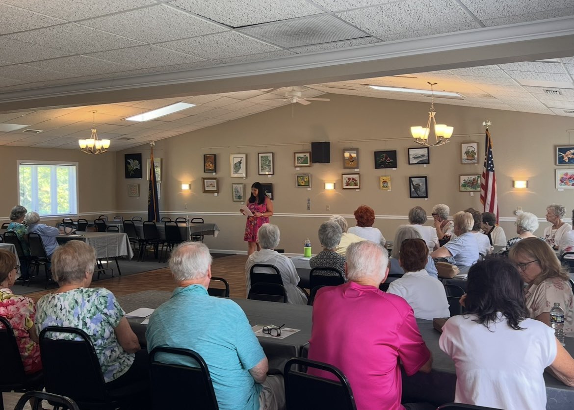 SenRobinsonPA's tweet image. Thank you to Caitlin from the Better Business Bureau for joining us at Cloverleaf Estates to speak to residents about identity theft prevention measures. The BBB provides resources to find accredited businesses, report fraud, and to stay protected against scams.