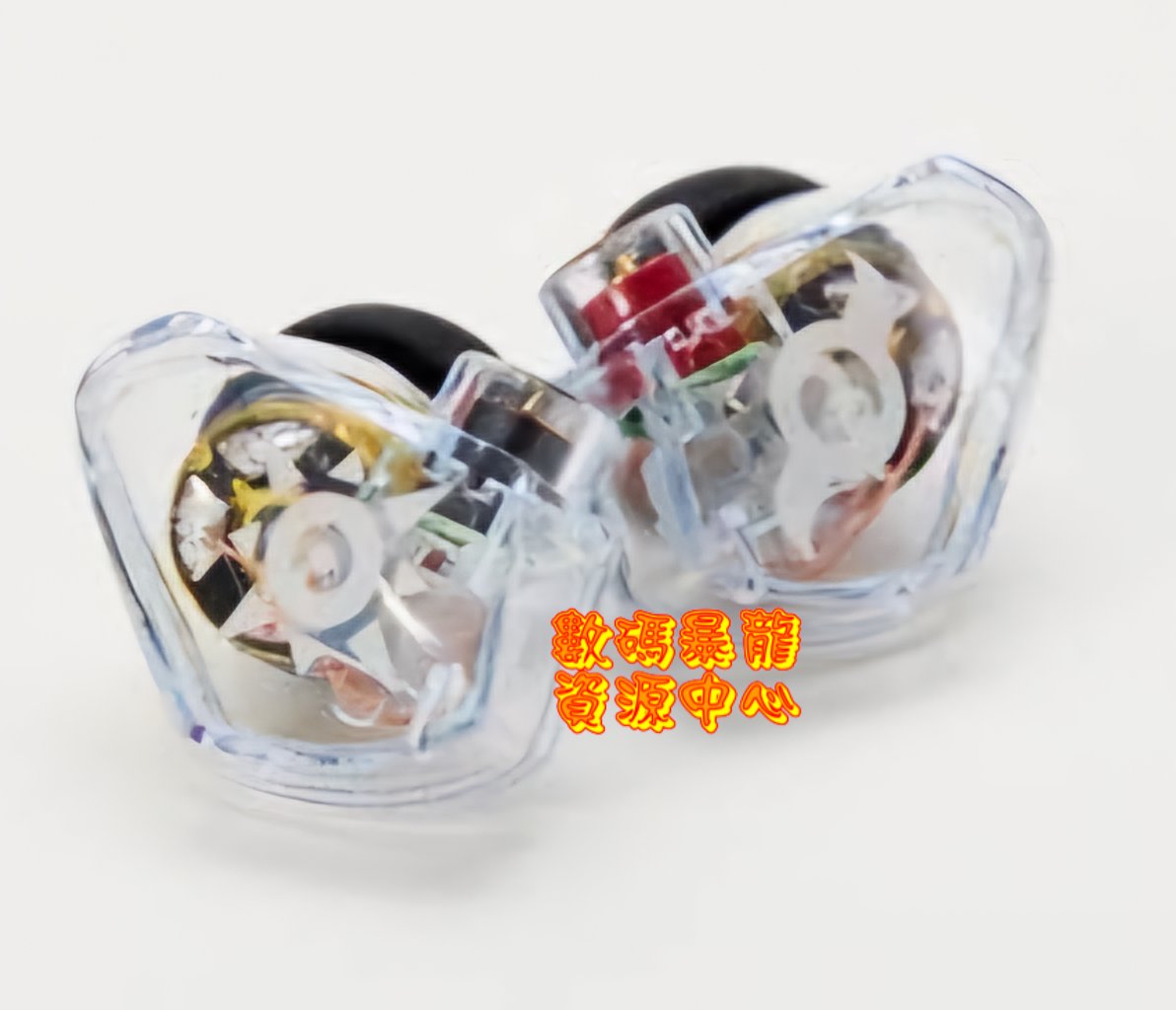 digimonworldhk's tweet image. Acoustune旗下無線耳機品牌ANIMA推出「ANIMA ANW-C010 《數碼暴龍大冒險》 特別版IEM有線耳機」8月中發售,建議零售價HKD$1,100元,店舖預訂價HKD$950。
#數碼暴龍 #digimon #數碼寶貝 #デジモン #디지털몬스터 #digimon0801 #數碼暴龍耳機