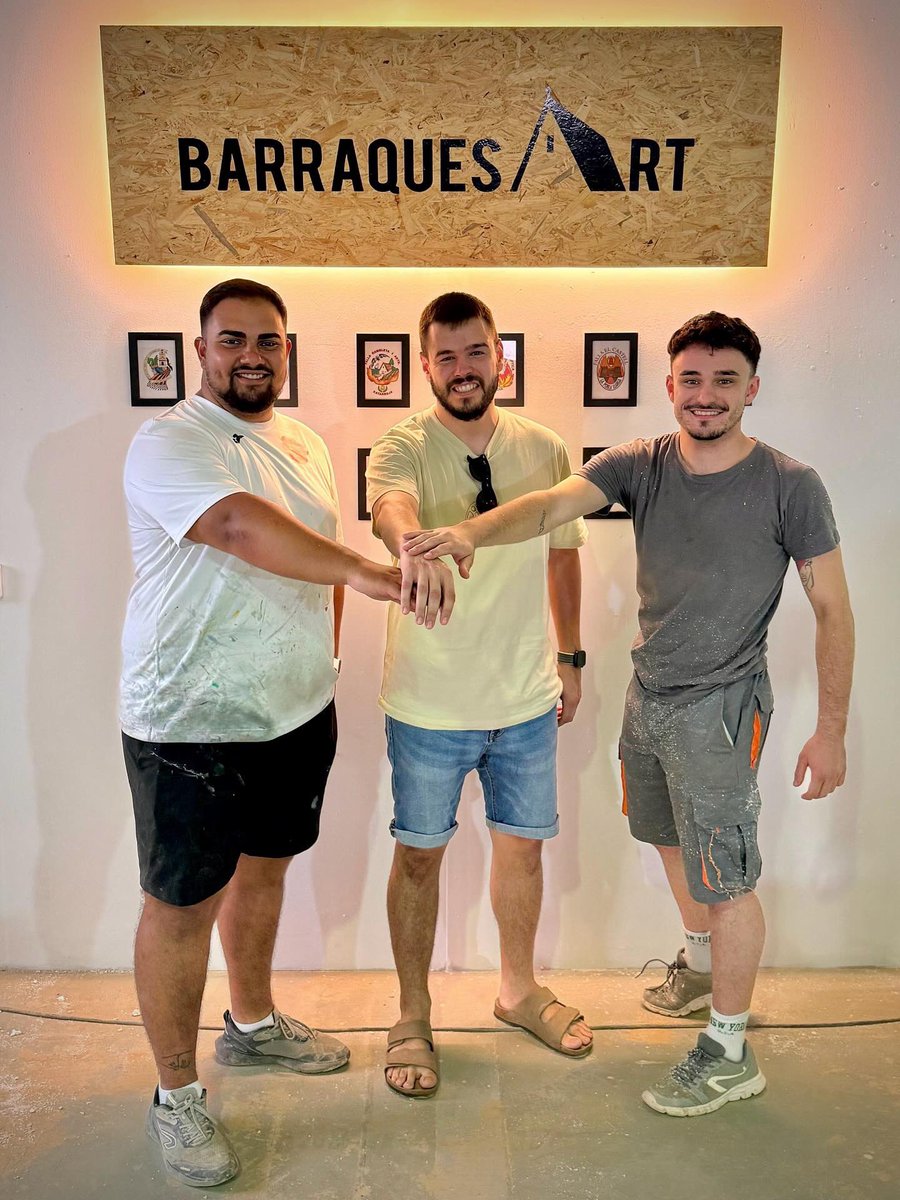 CendraDigital's tweet image. La Falla El Castell de La Pobla Llarga anuncia la renovación de los hermanos JJ García para hacer la falla grande y la de Barraques Art para realizar la falla infantil de 2026.