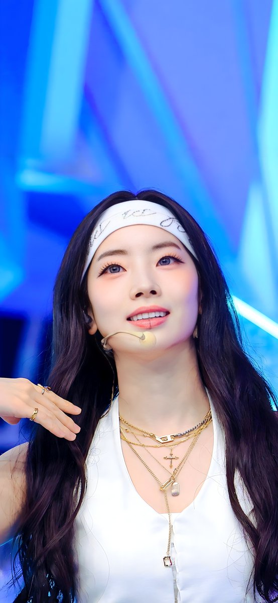 ForeverTwiceOT9's tweet image. Inkigayo-- Dahyun. Part 2
FULL SCREEN WALLPAPERS.
Go to my Google drive and download 60000 HD Twice photos for free.
drive.google.com/drive/folders/…
#TWICE #트와이스 #ONCE #원스 #OT9
#다현 #ダヒョン #DAHYUN #多賢