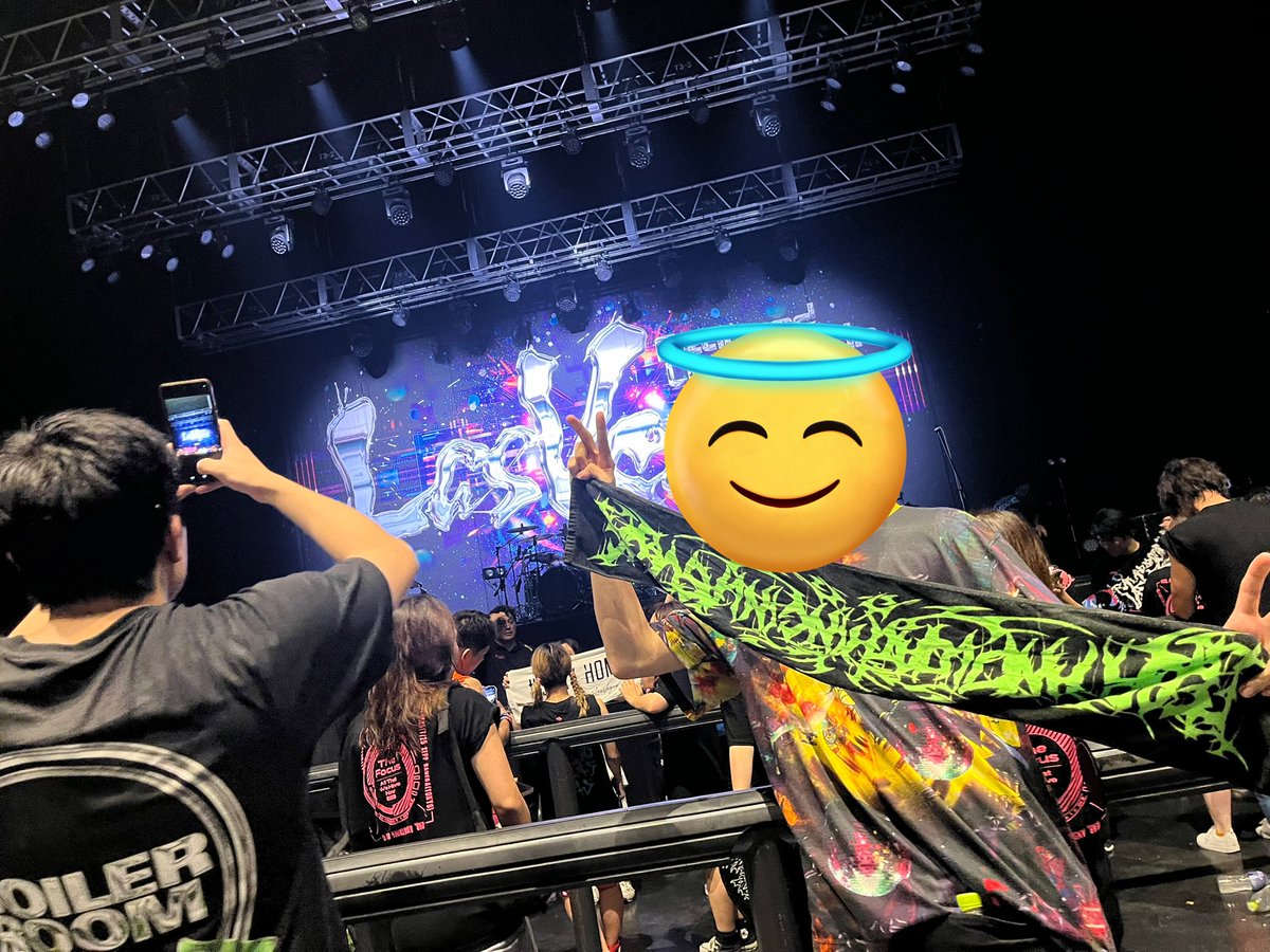 TeleGuitarFJ's tweet photo. 無事夏迎えられました
 #FALILV羽田 https://t.co/3PHmV2SXsG
