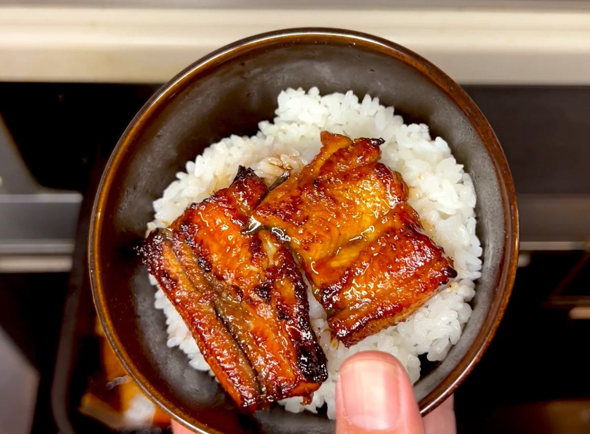 暑い日が続きますね
ウナギを釣ってうな丼食べましょう！！！
動画↓
youtu.be/q2DLI-D-4Us
