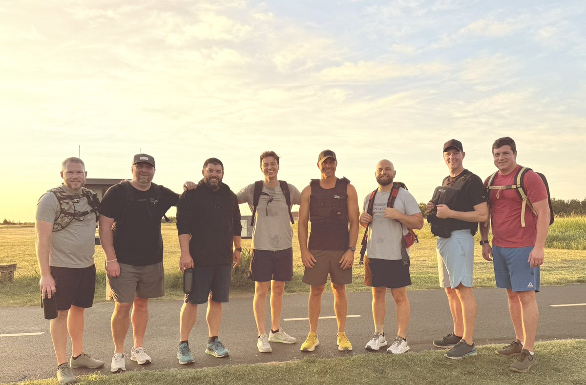 joshpapeok's tweet image. Another great 5 @ 5 ruck!  
#Friday #TGIF #Ruck #Edmond