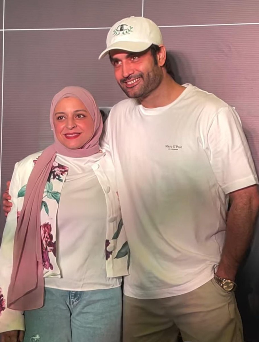 naaazzz31's tweet image. Shared smiles, deeper connection. Their bond truly shines, beautifully candid. Our VivRan MashaAllah.
May they stay together forever ❤️❤️
#VivianDsena #VDians