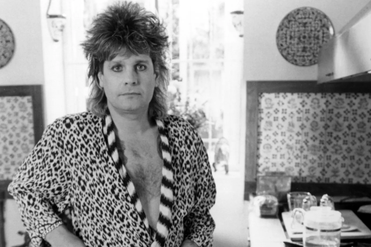 RollingStone's tweet photo. It was Ozzy’s moon. The rest of us just barked at it.

A tribute: https://t.co/kEaEMalwQ5 https://t.co/1REdzgtD3L
