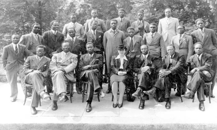 PanAfrican_PF's tweet photo. IDENTIFY YOUR AFRICAN HERO

In 1945, African leaders met in Manchester, England.
It was called the 5th Pan-African Congress.
They got together to fight for Africa’s freedom.
That meeting gave Africa hope, and history was made that day. https://t.co/dPIuHnAyI1