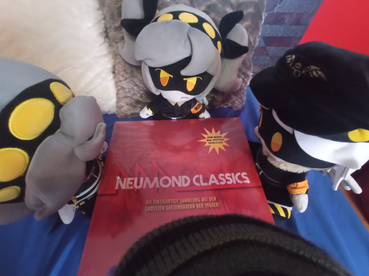 InvaderNik's tweet photo. Get snuck upon Wolfenstein fans! (Neumond Classics vinyl 57/500)
#wolfenstein #vinly #neumondclassics #murdedrones https://t.co/3sMYUKpo7r