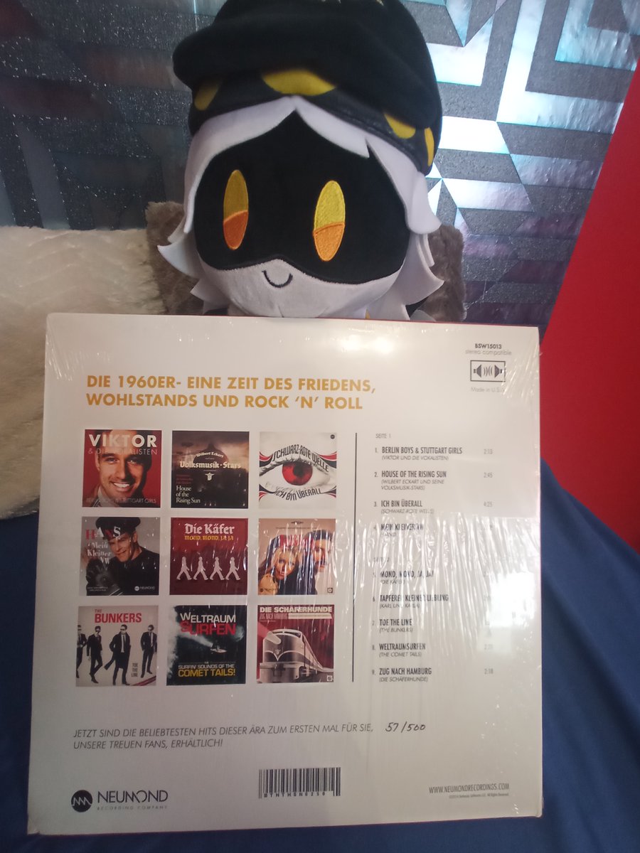 InvaderNik's tweet photo. Get snuck upon Wolfenstein fans! (Neumond Classics vinyl 57/500)
#wolfenstein #vinly #neumondclassics #murdedrones https://t.co/3sMYUKpo7r