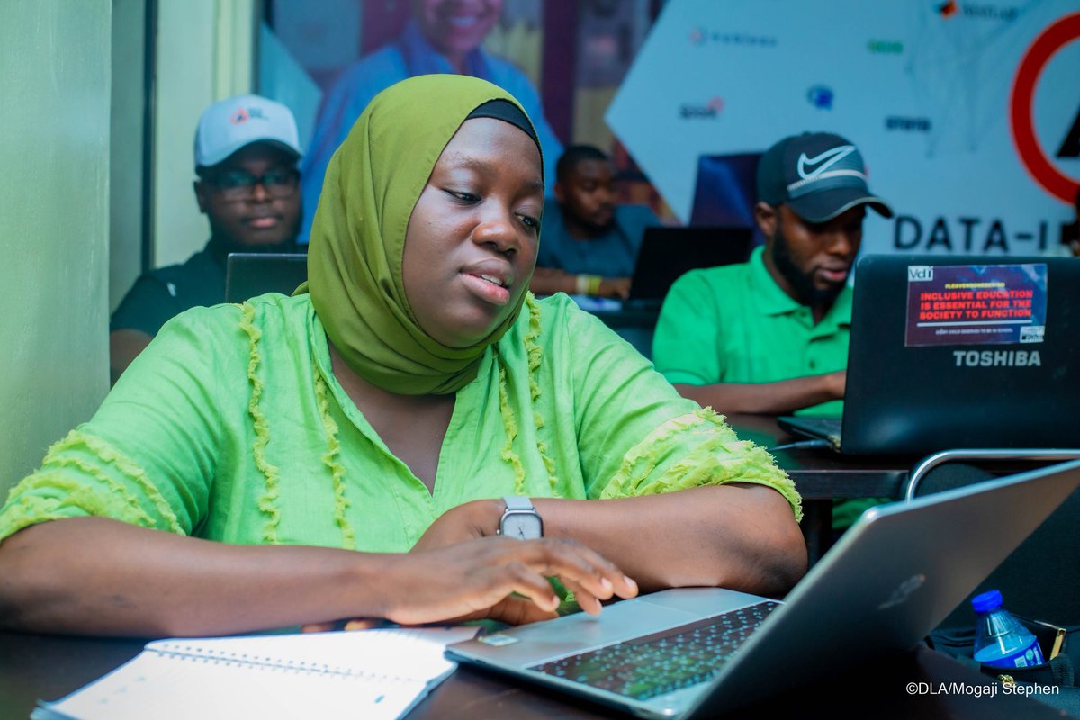 DataLead_Africa's tweet image. Bootcamp Moments 😎
No better way to spend the week than learning real skills for real jobs.

Cheers to a great weekend from our cohort 18 Data Analytics Participants 🥳

#Cohort18 #dataanalyticsbootcamp #abujatechschool #tgif