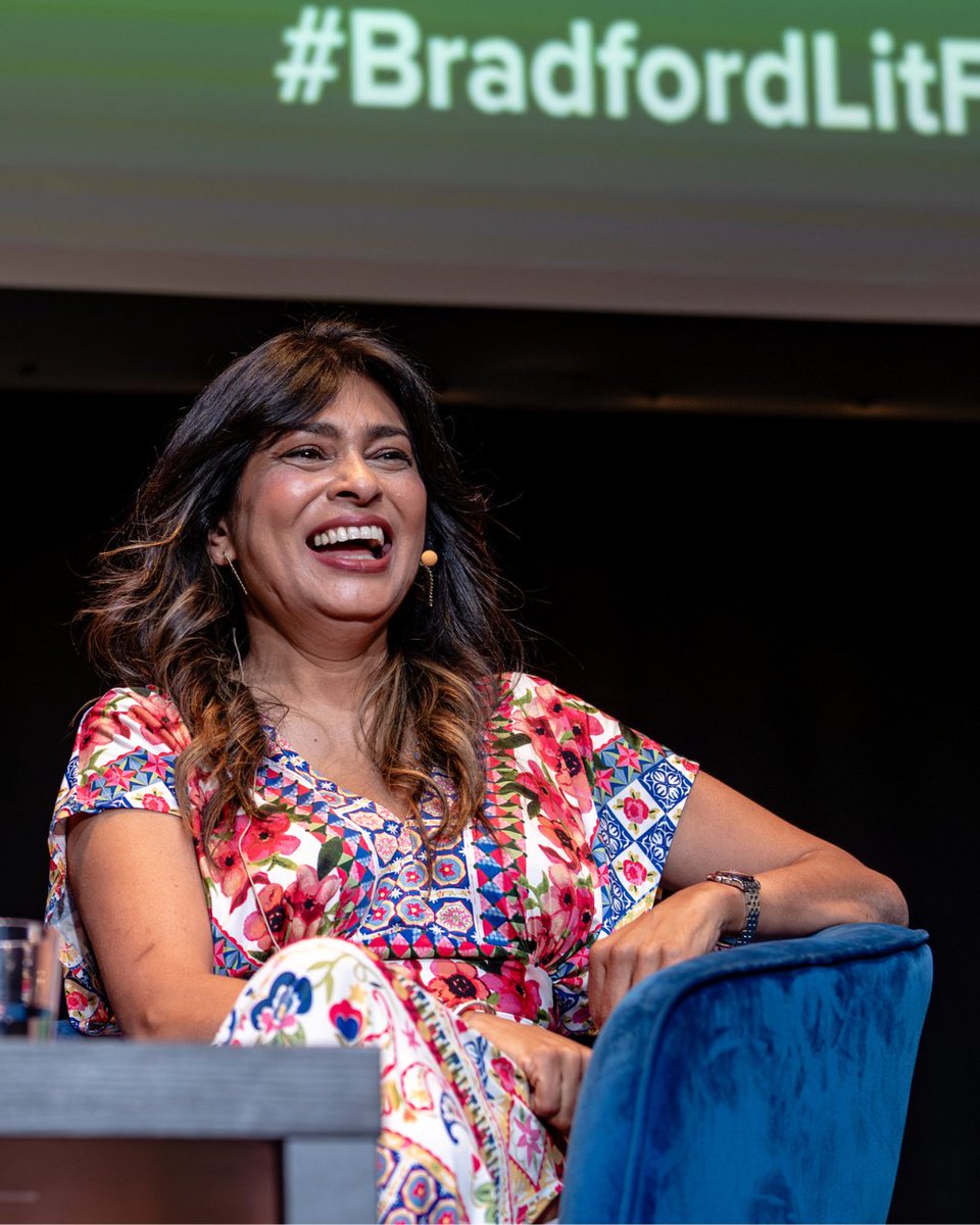 BradfordLitFest's tweet image. What a joy to host a truly mouthwatering conversation with Grace Dent and @NishaKatona, chaired by @TVRadioPeg. 🍛📚
Thank you to @readingagency, @bbcarts, @bradfordlibs247 and @Bradford2025 for making this possible.
#BradfordLitFest #GraceDent #NishaKatona #FoodWriting